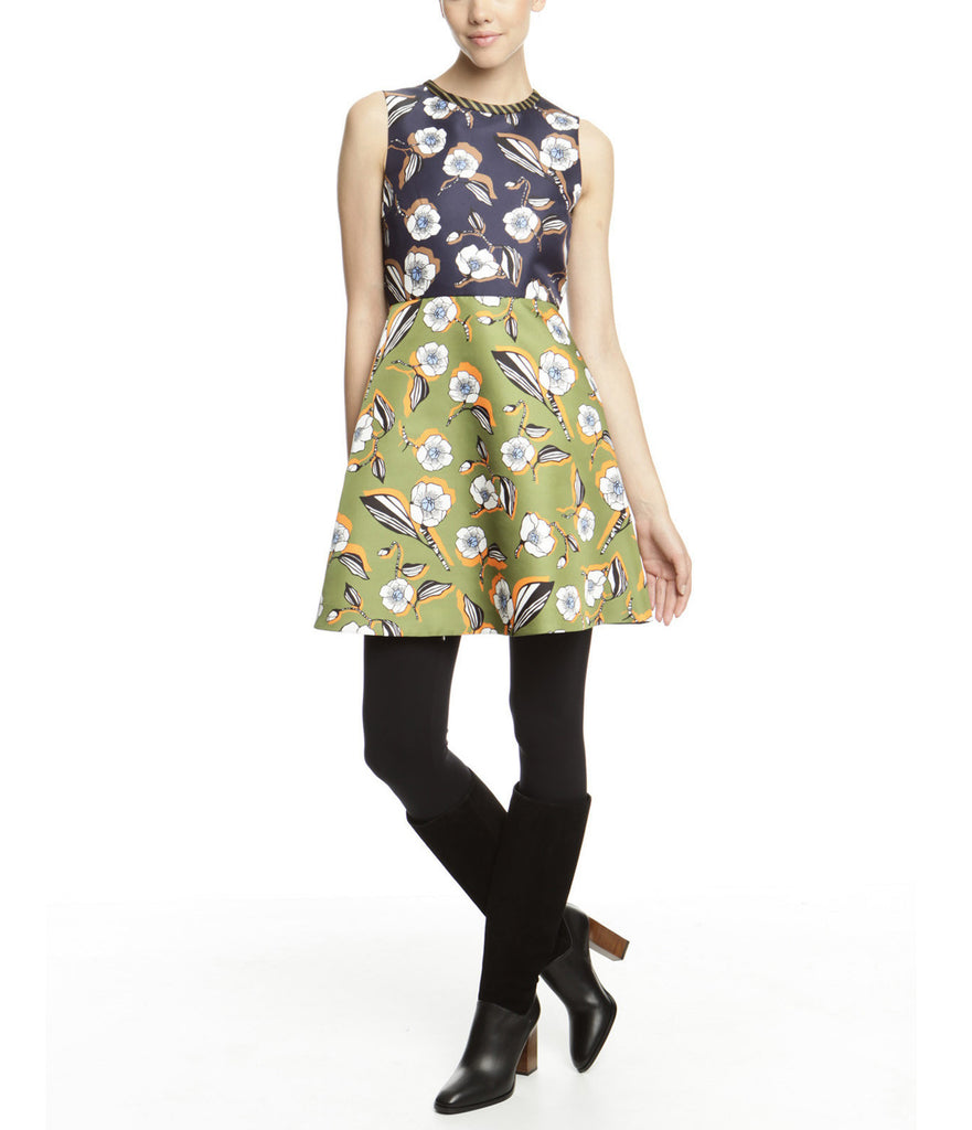 Dress in Duchesse Fantasy