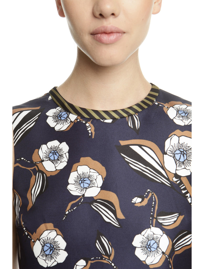 Dress in Duchesse Fantasy