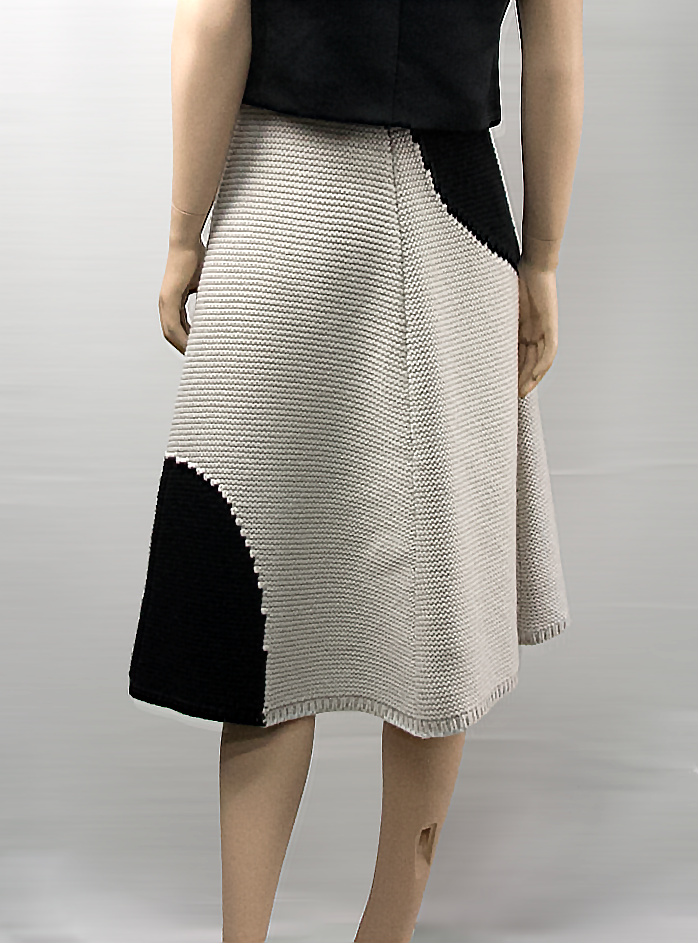 Off-Runway Cream/Black Knitted Skirt